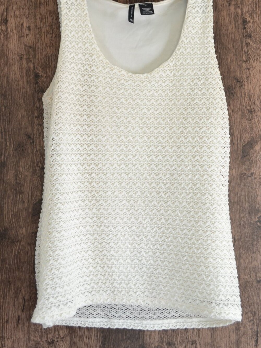 Ladies sleeveless top